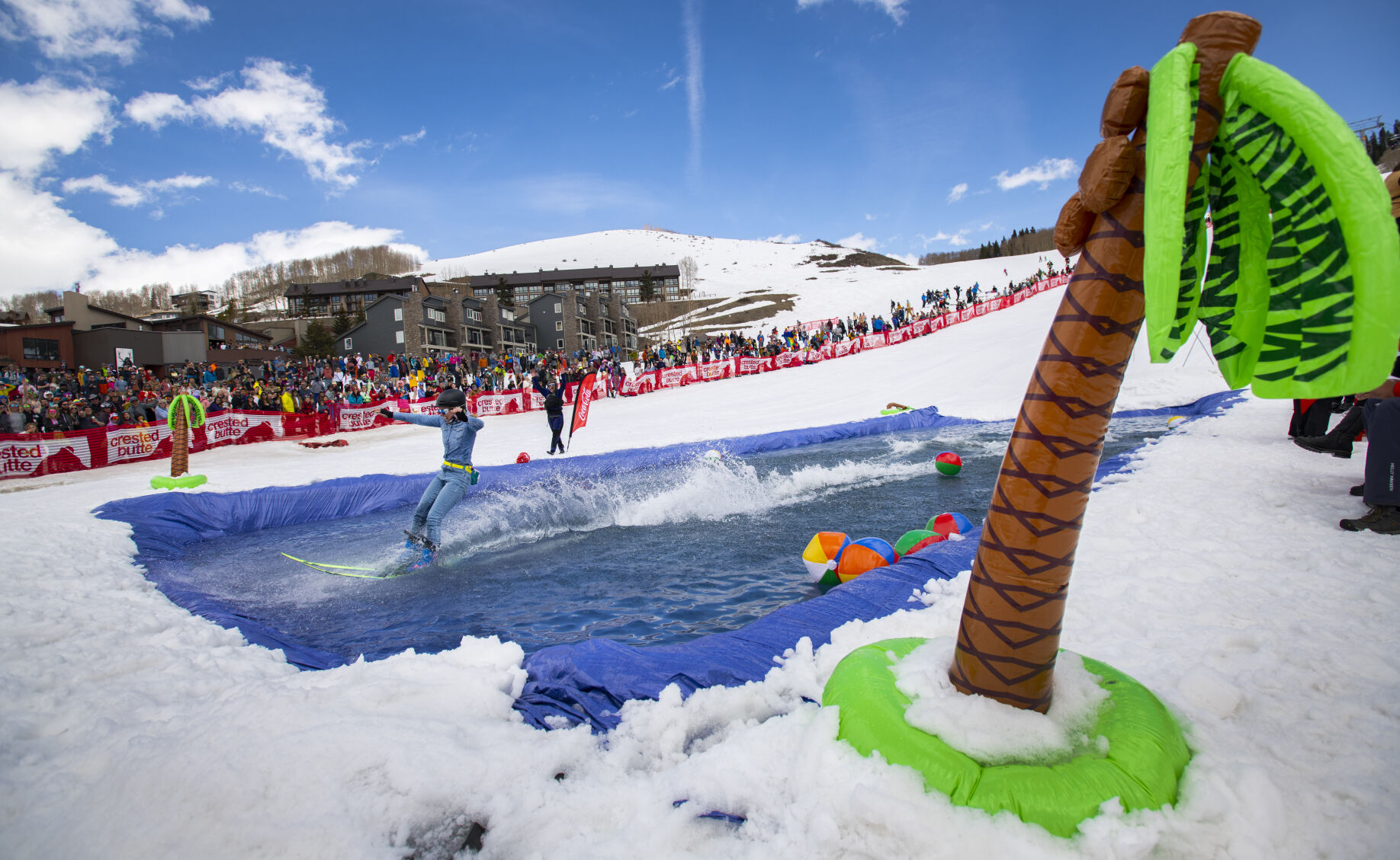 04_02_22 pond skim02293.jpg